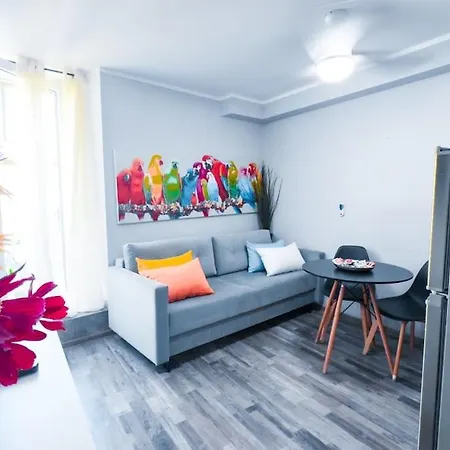 Residenza Santa Anastasia At Piazza Erbe - Lift شقة *