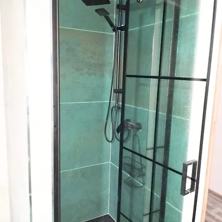 Residenza Santa Anastasia At Piazza Erbe - Lift شقة