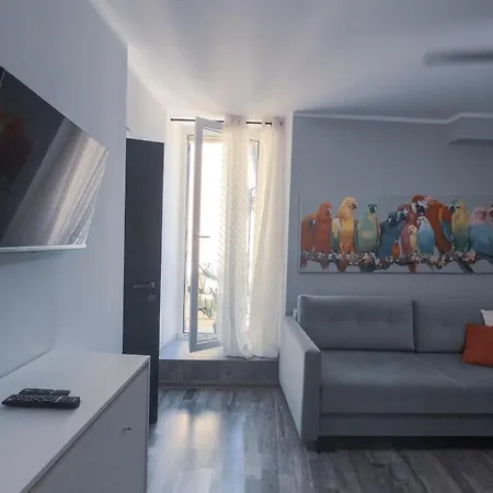 شقة Residenza Santa Anastasia At Piazza Erbe - Lift فيرونا