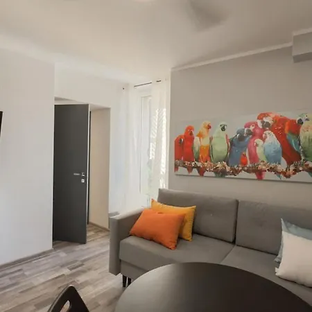 شقة Residenza Santa Anastasia At Piazza Erbe - Lift
