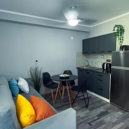 Residenza Santa Anastasia At Piazza Erbe - Lift شقة فيرونا