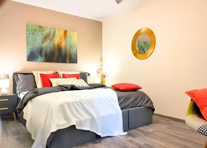Residenza Santa Anastasia At Piazza Erbe - Lift Апартаменты