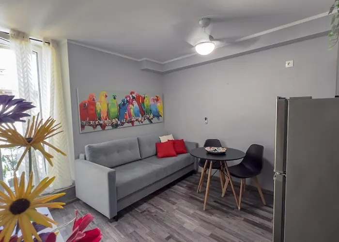 Апартаменты Residenza Santa Anastasia At Piazza Erbe - Lift