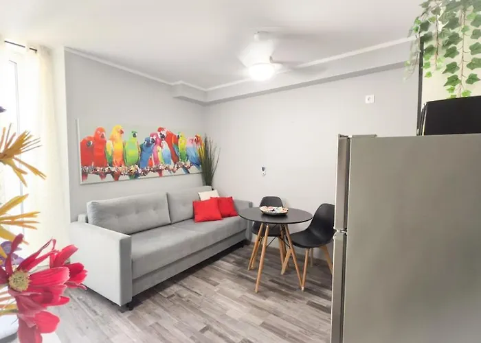Апартаменты Residenza Santa Anastasia At Piazza Erbe - Lift